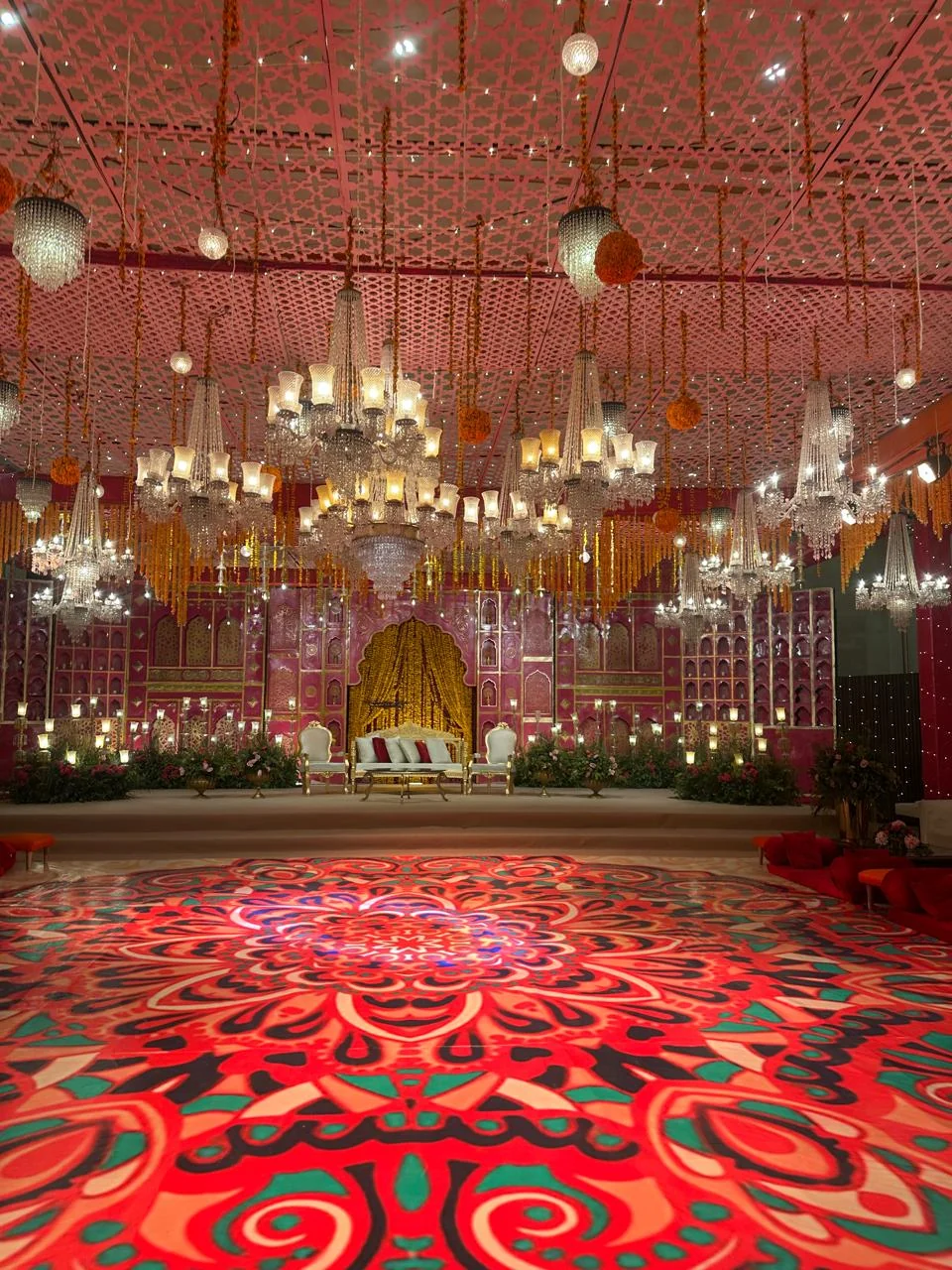 Grand palace-inspired wedding stage